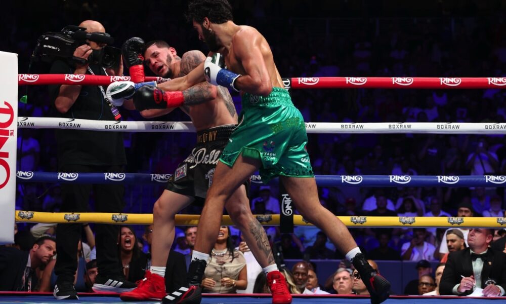Eddie Hearn on the defeat of Edgar Berlang from Hamzah Sheeraz: "Chunky" and "Flat" Performance analysis - The Punch Junkie™ News